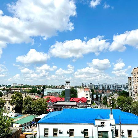 Comfortable Apartments With A Coffee Machine In The City Centre, Zlata Plaza Rivne Extérieur photo