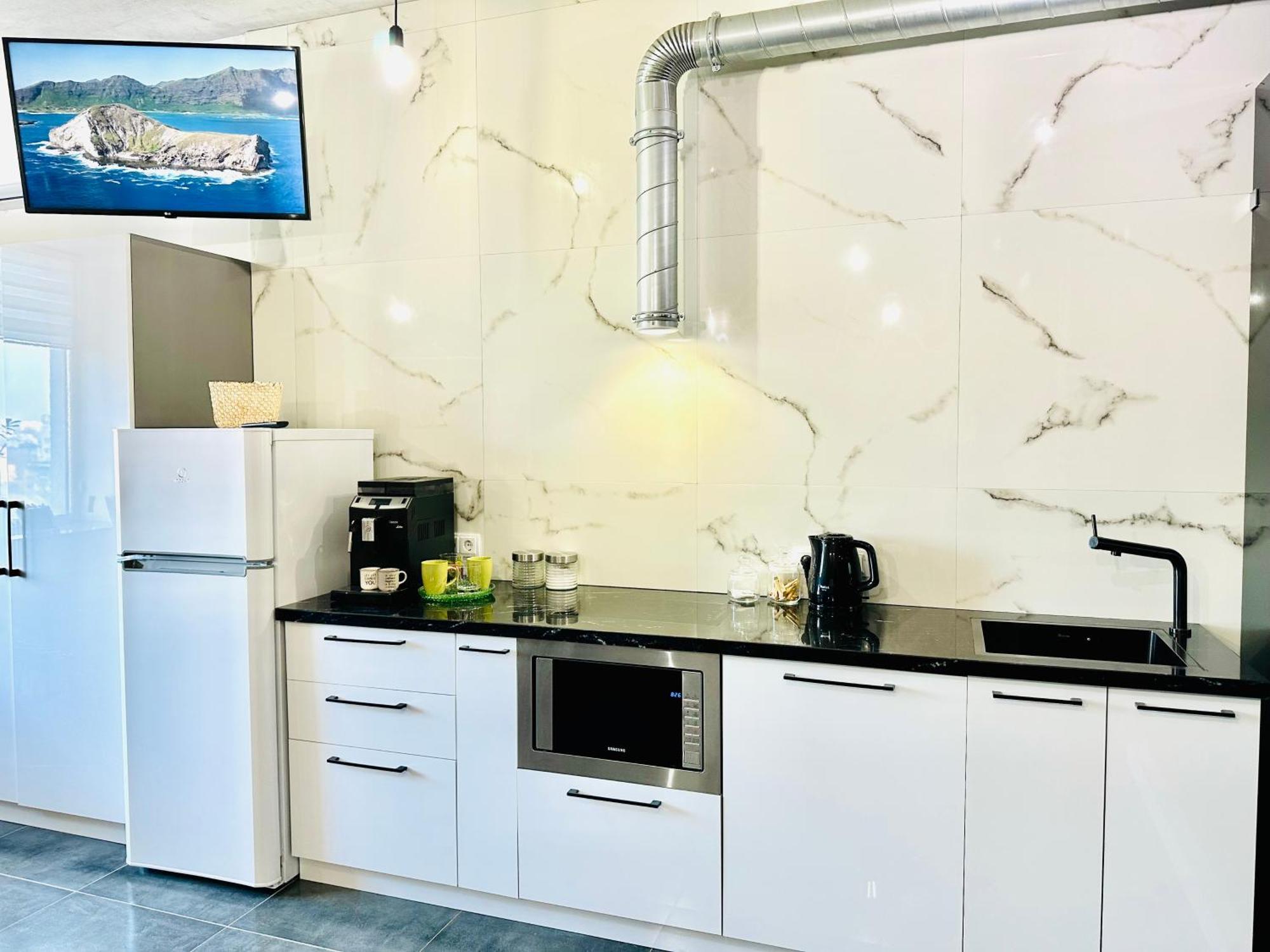 Comfortable Apartments With A Coffee Machine In The City Centre, Zlata Plaza Rivne Extérieur photo